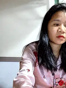 Maria2299 online show from November 14, 2025, 3:37 pm