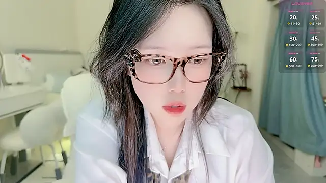 Bella Ava online show from May 30, 2026, 4:01 pm