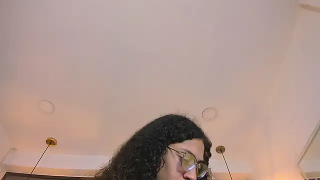 Hanna Cornee  online show from January 12, 2026, 1:29 pm