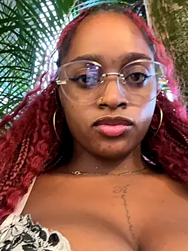 Snapshot of darle_volant chatting on November 28, 2025, 10:10 pm darle volant online show from November 28, 2025, 10:10 pm