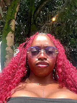 Snapshot of darle_volant chatting on November 16, 2025, 2:55 pm darle volant online show from November 16, 2025, 2:55 pm