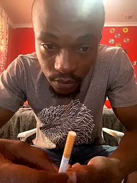 Snapshot of BaggyDirt chatting on October 26, 2025, 7:31 am BaggyDirt online show from October 26, 2025, 7:31 am