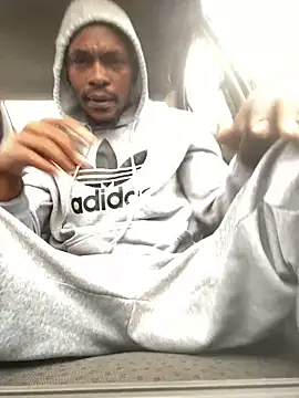 Snapshot of BaggyDirt chatting on October 12, 2025, 5:20 am BaggyDirt online show from October 12, 2025, 5:20 am