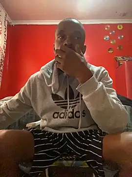 Snapshot of BaggyDirt chatting on November 18, 2025, 9:45 am BaggyDirt online show from November 18, 2025, 9:45 am