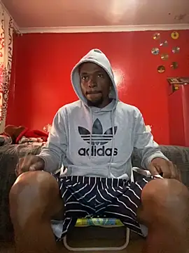 Snapshot of BaggyDirt chatting on November 17, 2025, 6:39 am BaggyDirt online show from November 17, 2025, 6:39 am