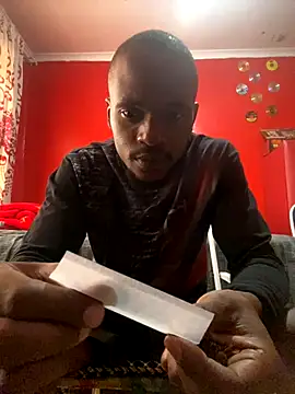 Snapshot of BaggyDirt chatting on November 11, 2025, 10:21 am BaggyDirt online show from November 11, 2025, 10:21 am