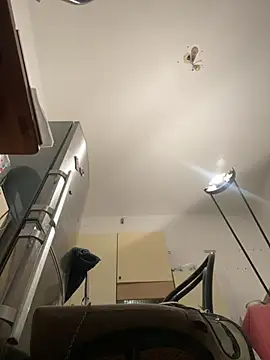 crisfootlicker online show from July 23, 2026, 7:21 pm