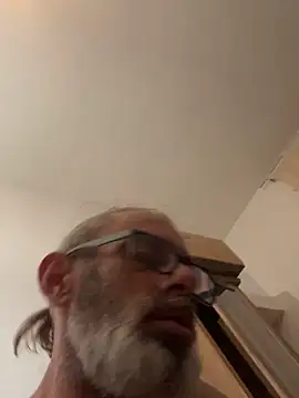 crisfootlicker online show from July 28, 2026, 7:39 pm
