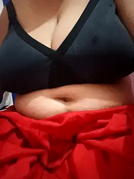 Snapshot of chocobbsneha567 chatting on October 6, 2025, 1:18 am chocobbsneha567 online show from October 6, 2025, 1:18 am