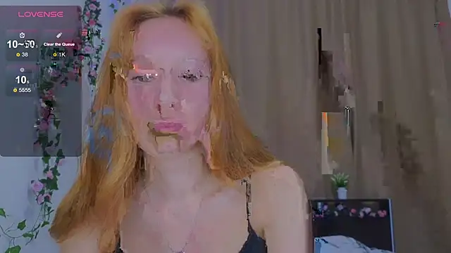 Snapshot of Candy_Flosse chatting on September 20, 2025, 8:41 am Candy Flosse online show from September 20, 2025, 8:41 am