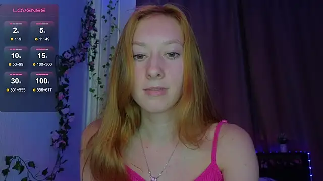 Snapshot of Candy_Flosse chatting on September 13, 2025, 8:25 am Candy Flosse online show from September 13, 2025, 8:25 am