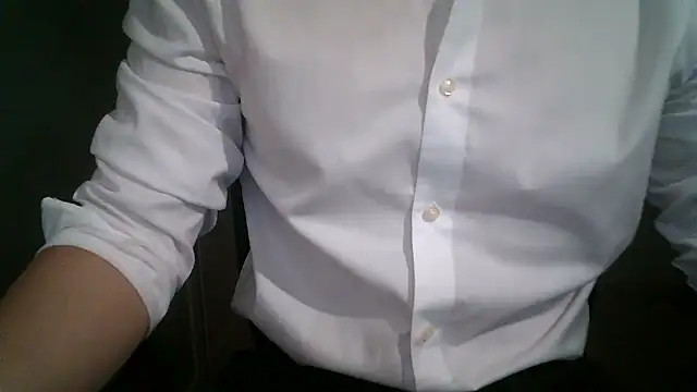 111owo111 online show from September 28, 2025, 2:46 pm