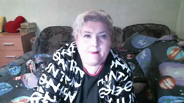 Lana555 online show from February 9, 2026, 11:47 pm