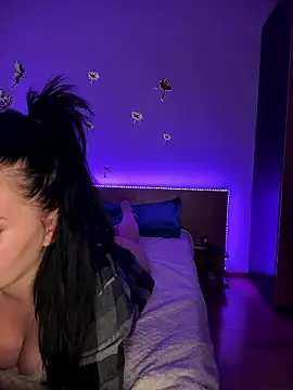 Mihadttraf online show from January 10, 2026, 9:32 pm