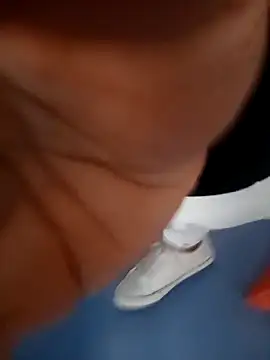 Asuna yuuky online show from November 17, 2025, 2:32 pm