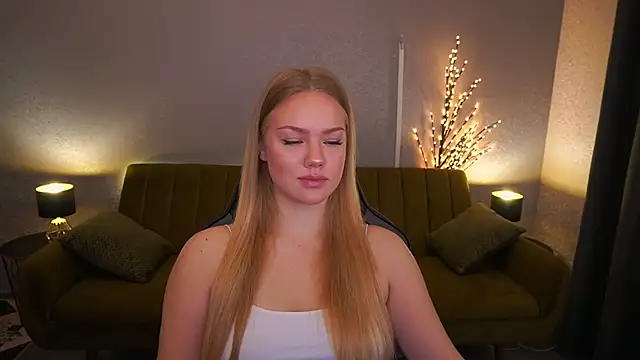 CelesteNoir online show from October 27, 2025, 7:09 am