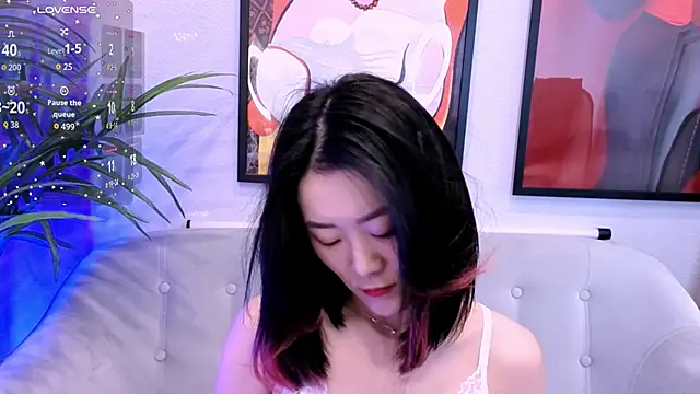 Snapshot of AikoYamada chatting on December 14, 2025, 6:08 am AikoYamada online show from December 14, 2025, 6:08 am