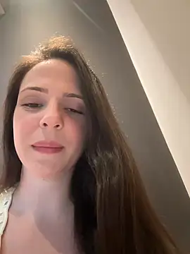 Lady LauraRose online show from November 26, 2025, 5:13 pm