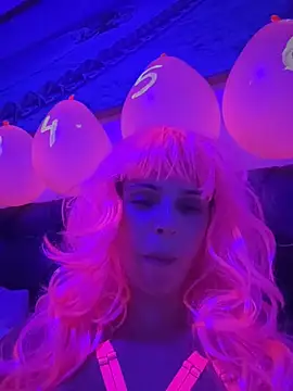 Snapshot of Lady_LauraRose chatting on January 9, 2026, 1:01 am Lady LauraRose online show from January 9, 2026, 1:01 am