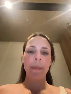 Snapshot of Lady_LauraRose chatting on January 12, 2026, 1:56 am Lady LauraRose online show from January 12, 2026, 1:56 am