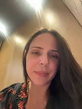 Snapshot of Lady_LauraRose chatting on February 12, 2026, 2:22 am Lady LauraRose online show from February 12, 2026, 2:22 am