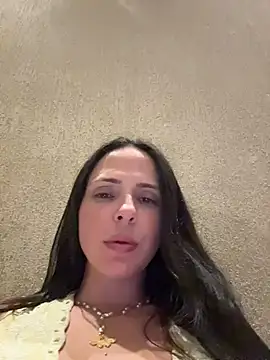 Snapshot of Lady_LauraRose chatting on March 1, 2026, 3:28 am Lady LauraRose online show from March 1, 2026, 3:28 am