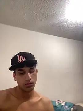 Camachito332 online show from March 29, 2026, 11:28 pm