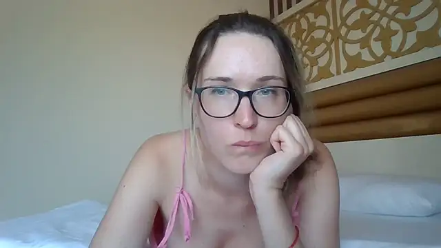 Snapshot of Jugira chatting on November 16, 2025, 12:10 pm Jugira online show from November 16, 2025, 12:10 pm