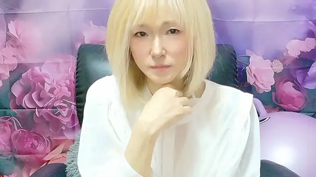 Snapshot of kimagure-fu- chatting on May 24, 2026, 1:44 pm kimagure-fu- online show from May 24, 2026, 1:44 pm