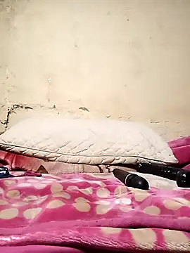 RFeltomWhitJ online show from September 9, 2025, 12:54 am