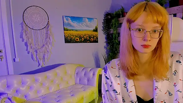 MollyJiggles online show from October 16, 2025, 8:22 am