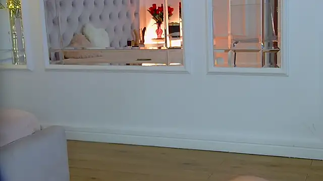 KimmDaviss online show from March 13, 2026, 8:52 am