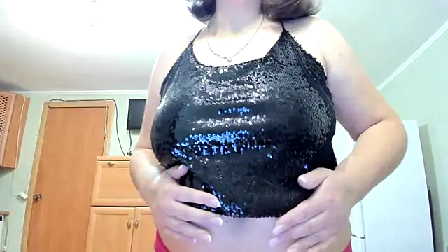 KATTYWARM  online show from February 17, 2026, 9:56 pm