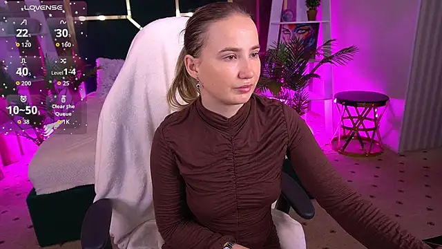 Snapshot of SofieBloom chatting on October 1, 2025, 4:28 am SofieBloom online show from October 1, 2025, 4:28 am