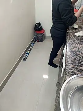 Snapshot of Pihu_Chopra chatting on November 22, 2025, 3:38 am Pihu Chopra online show from November 22, 2025, 3:38 am