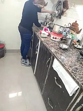 Snapshot of Pihu_Chopra chatting on December 5, 2025, 3:38 am Pihu Chopra online show from December 5, 2025, 3:38 am