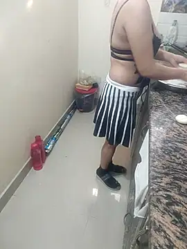 Snapshot of Pihu_Chopra chatting on November 18, 2025, 3:21 am Pihu Chopra online show from November 18, 2025, 3:21 am