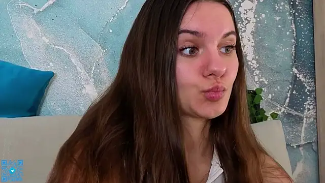Snapshot of chloemilka chatting on June 11, 2026, 6:38 pm chloemilka online show from June 11, 2026, 6:38 pm