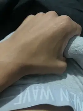 Coloureddickforyou online show from December 17, 2025, 9:20 pm