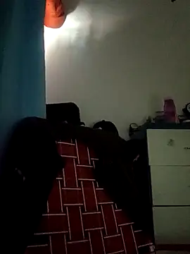 Snapshot of maxiiii125 chatting on November 18, 2025, 3:59 pm maxiiii125 online show from November 18, 2025, 3:59 pm