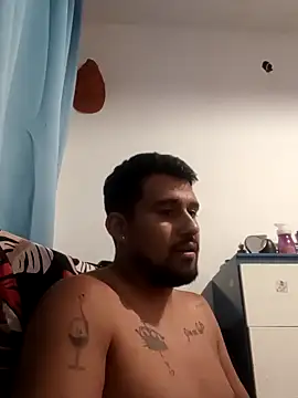 Snapshot of maxiiii125 chatting on November 24, 2025, 2:44 am maxiiii125 online show from November 24, 2025, 2:44 am