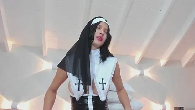 Princesita Sofia  online show from November 5, 2025, 9:18 pm