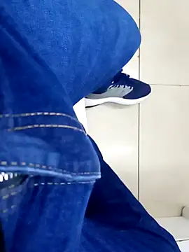 Snapshot of guridosul051 chatting on November 5, 2025, 2:09 pm guridosul051 online show from November 5, 2025, 2:09 pm