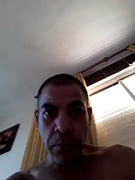 Snapshot of JOAQUINTORRES39 chatting on November 6, 2025, 10:30 am JOAQUINTORRES39 online show from November 6, 2025, 10:30 am