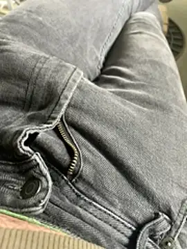 Snapshot of Marius1991 chatting on February 4, 2026, 12:55 pm Marius1991 online show from February 4, 2026, 12:55 pm