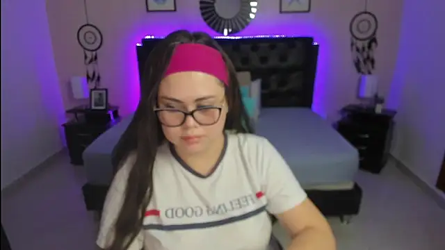 Snapshot of LolaVillalobos chatting on September 26, 2025, 11:39 am LolaVillalobos online show from September 26, 2025, 11:39 am