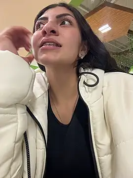 arieel  722 online show from November 4, 2025, 11:08 pm