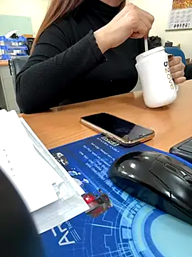 PhuongNhi21 online show from December 1, 2025, 12:44 am