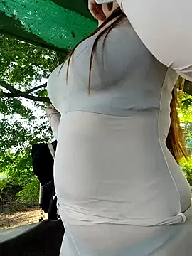 Snapshot of Tina_Ty chatting on December 16, 2025, 12:37 am Tina Ty online show from December 16, 2025, 12:37 am