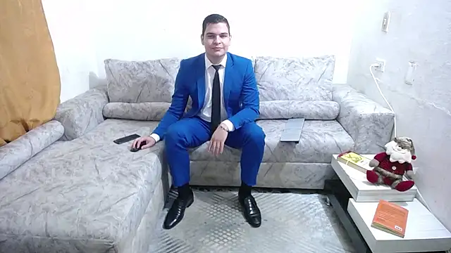 Snapshot of Victor_Maitland chatting on December 16, 2025, 8:46 pm Victor Maitland online show from December 16, 2025, 8:46 pm